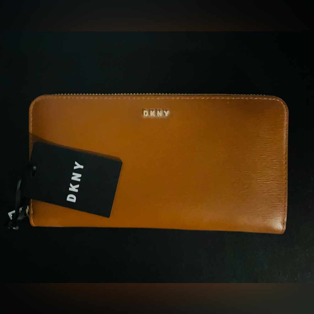 DKNY Brown Leather Wallet: Bryant New Zip Around:NWT